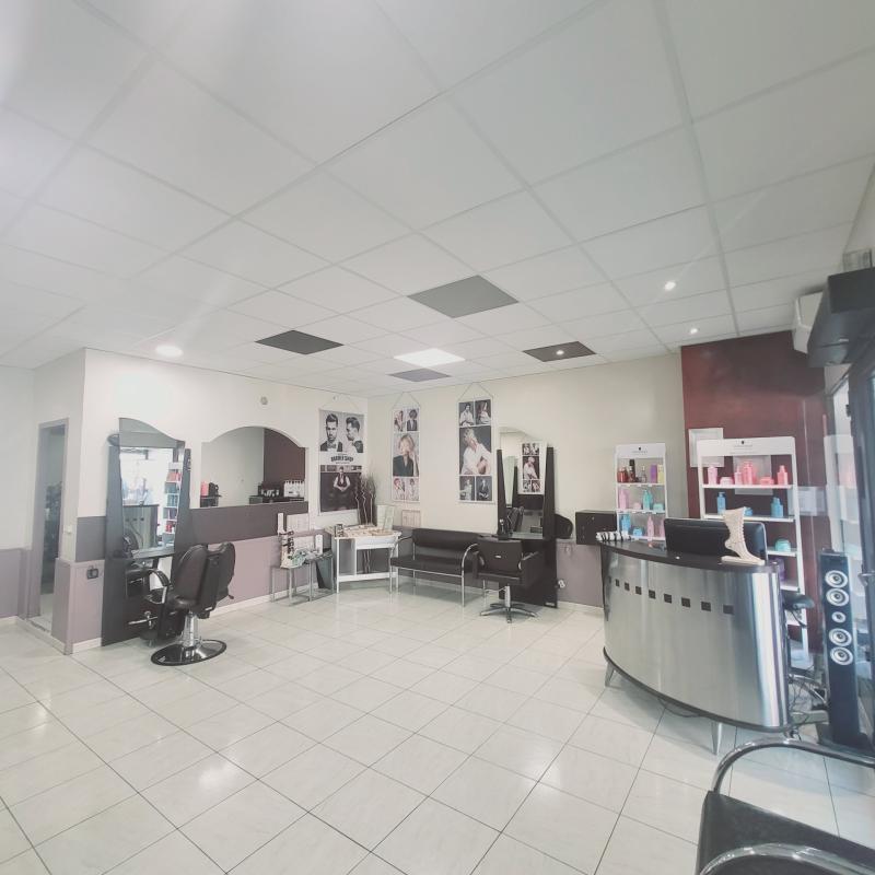 Fonds de commerce - Local commercial - 97 m²