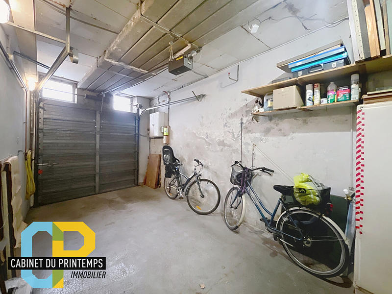 Maison - 254 m² - 12 pièces