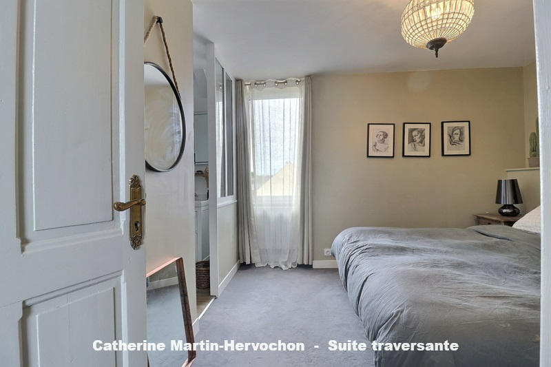 Maison - 176 m² - 7 pièces