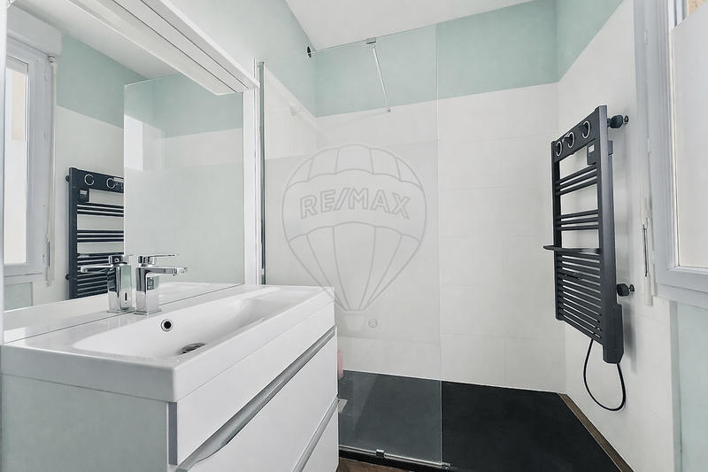 Appartement - 49 m² - 2 pièces