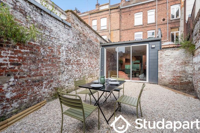 Chambre - 14 m² - 1 pièce