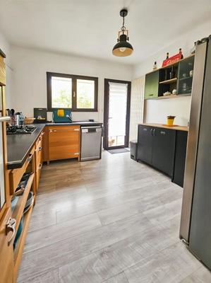 Maison - 120 m² - 7 pièces