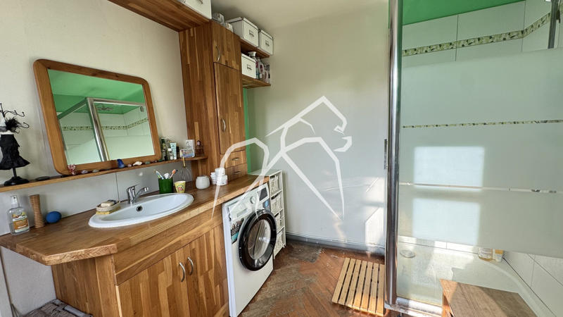 Maison - 100 m² - 6 pièces