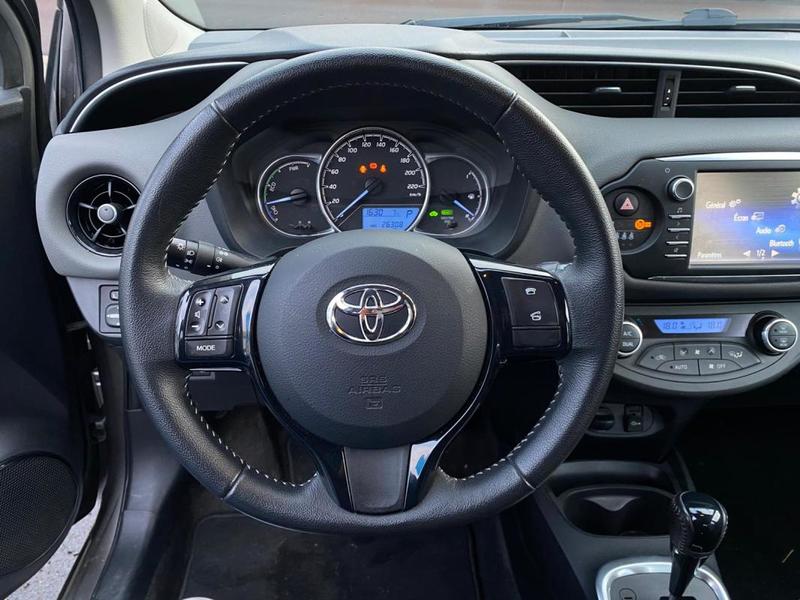 Toyota Yaris France 100cv Hybride Bluetooth/Radars Ar/Demarrage Mains Libres/Clim