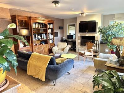 Pavillon - 178 m² - 6 pièces