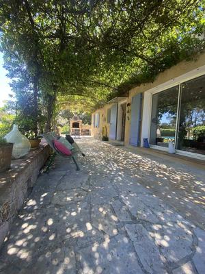 Maison - 182 m² - 8 pièces