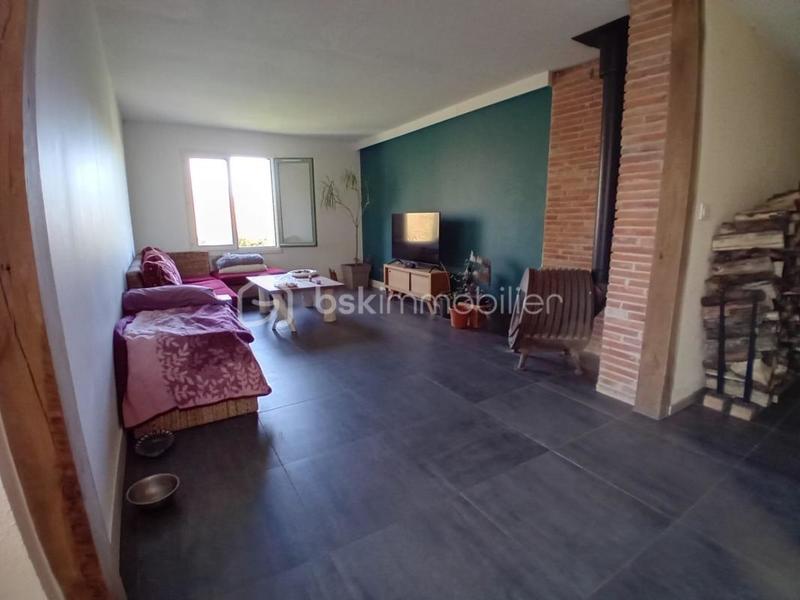 Maison - 260 m² - 12 pièces