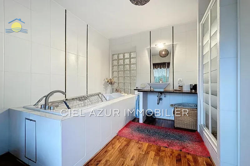 Appartement - 74 m² - 4 pièces