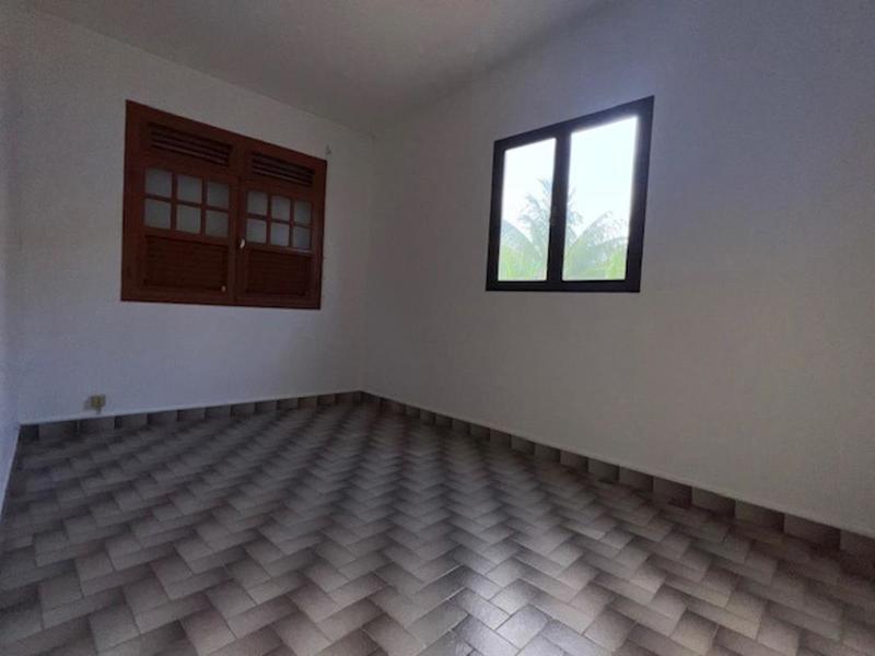 Appartement - 90 m² - 4 pièces