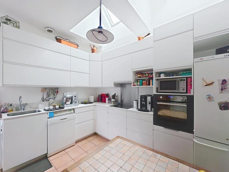 Maison - 182 m² - 7 pièces