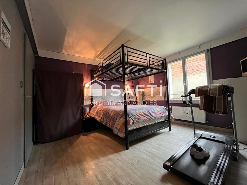 Maison - 143 m² - 8 pièces