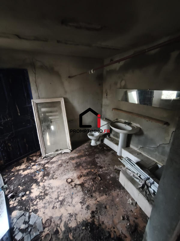 Terrain de loisirs - 2 110 m²