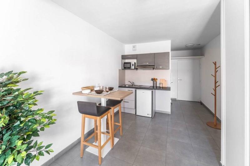 Studio - 20 m² - 1 pièce