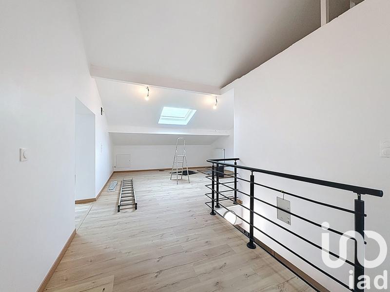 Maison - 250 m² - 10 pièces