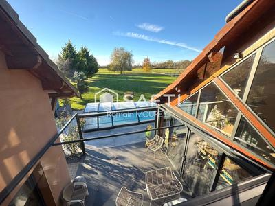 Maison - 205 m² - 5 pièces