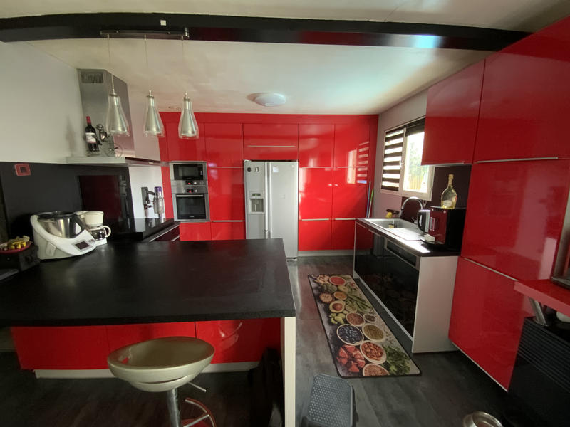 Maison - 128 m² - 7 pièces