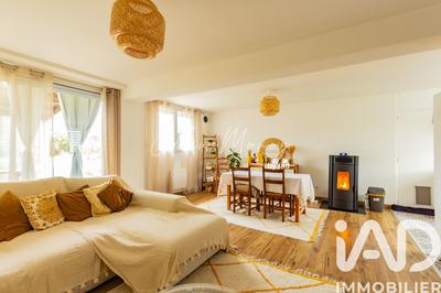 Maison - 75 m² - 5 pièces