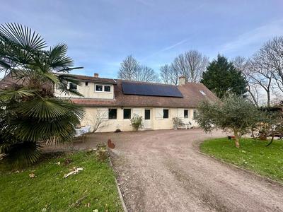 Maison - 138 m² - 6 pièces