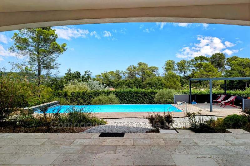 Maison - 190 m² - 6 pièces