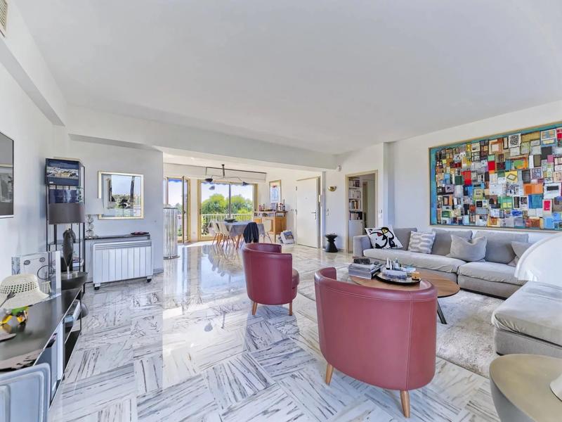 Appartement - 138 m² - 4 pièces