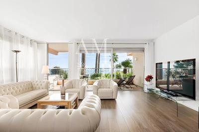 Appartement - 181 m² - 4 pièces