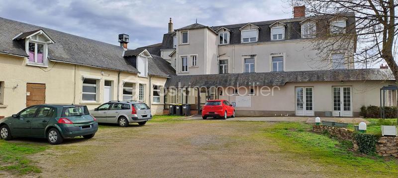 Local d'activité / Entrepôt - 650 m² - 19 pièces