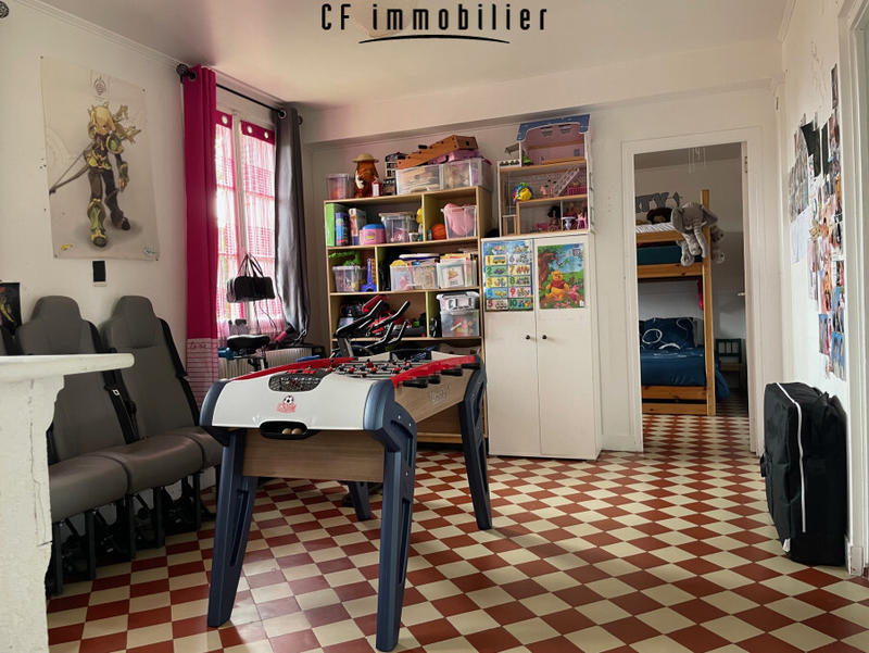 Maison - 96 m² - 6 pièces