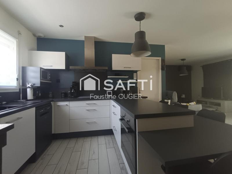 Maison - 90 m² - 5 pièces