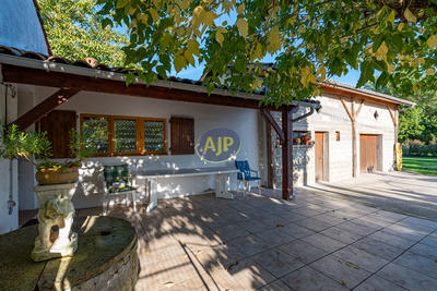 Maison - 170 m² - 5 pièces