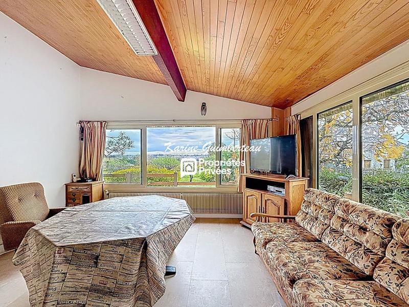 Maison - 140 m² - 7 pièces