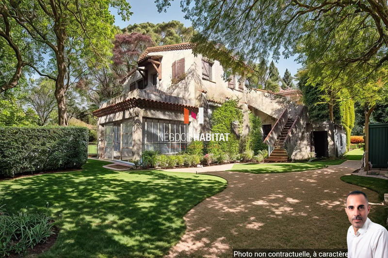 Villa - 180 m² - 7 pièces