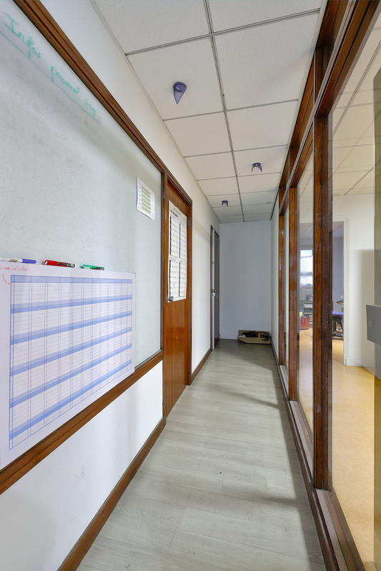 Bureau - 148 m²