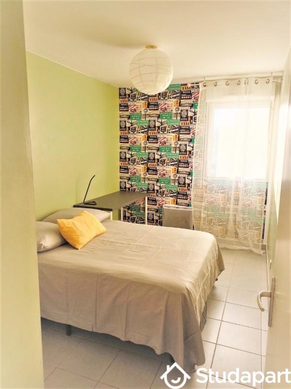 Chambre - 14 m² - 1 pièce