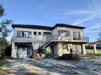 Maison - 140 m² - 7 pièces