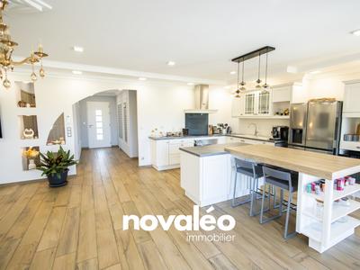 Maison - 120 m² - 4 pièces