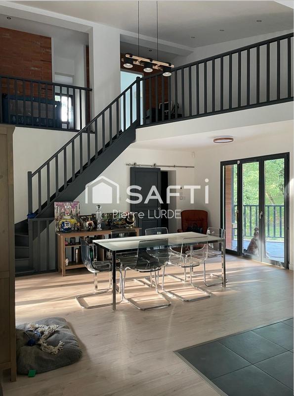 Maison - 165 m² - 7 pièces