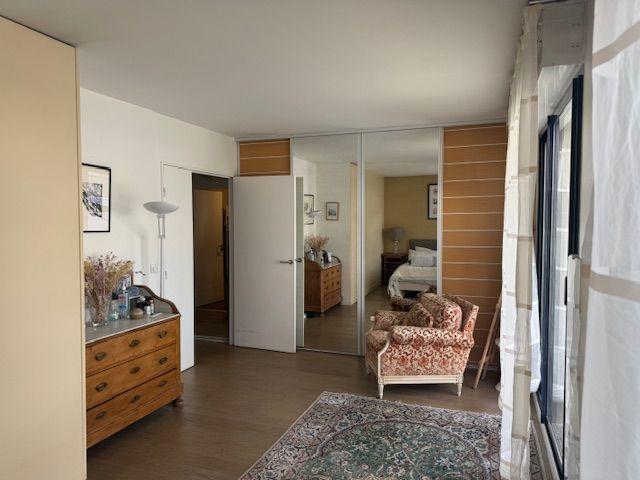 Appartement - 119 m² - 5 pièces