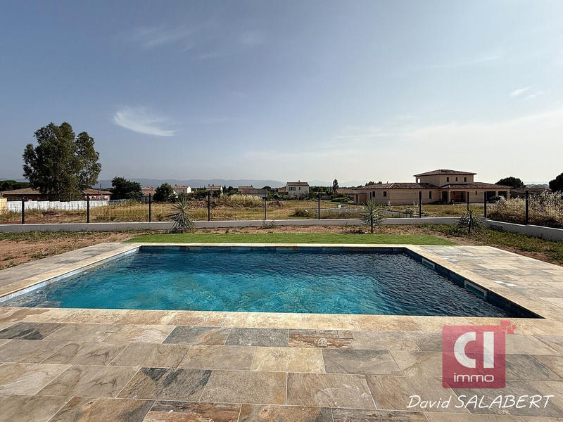 Maison - 135 m² - 5 pièces