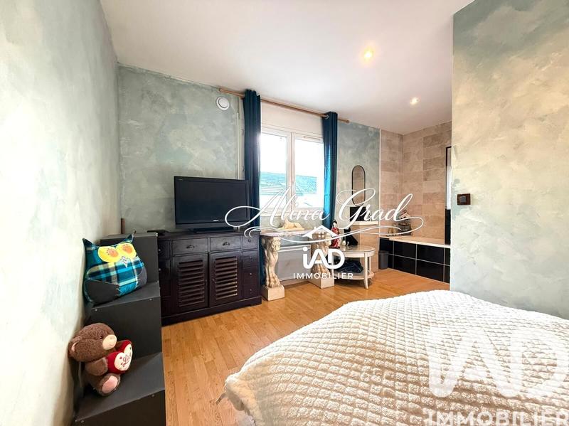 Maison de ville - 80 m² - 5 pièces