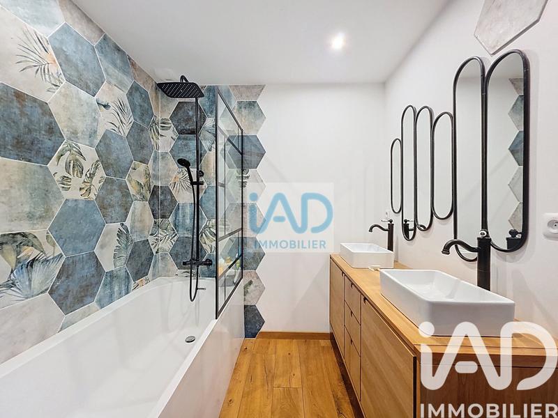 Maison - 95 m² - 6 pièces