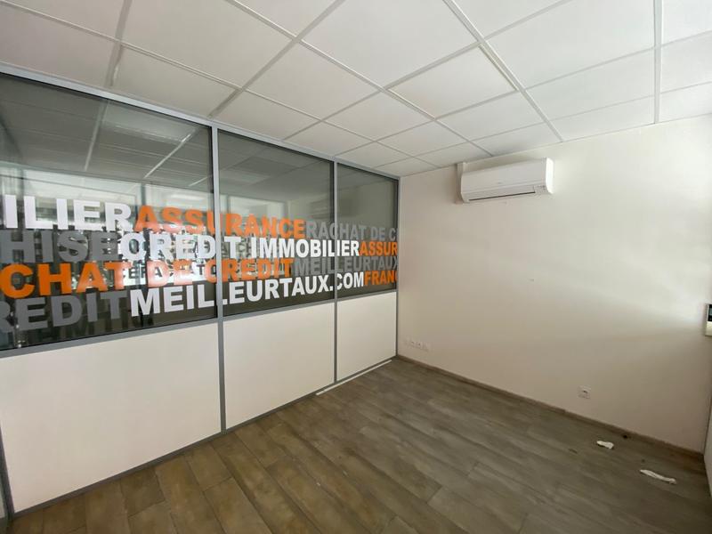 Local commercial - 121 m²