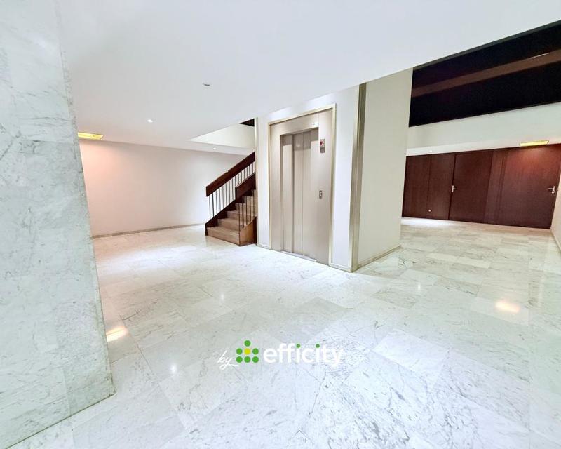 Appartement - 141 m² - 5 pièces