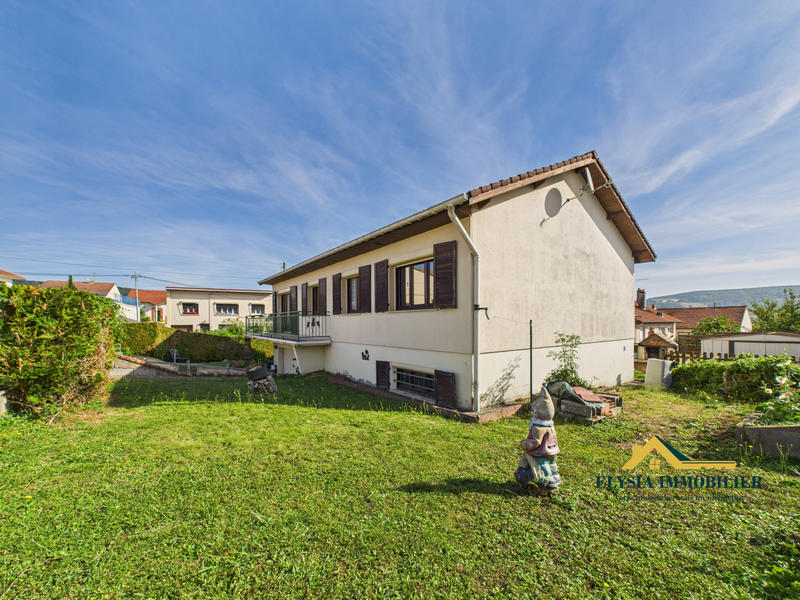 Maison - 127 m² - 6 pièces