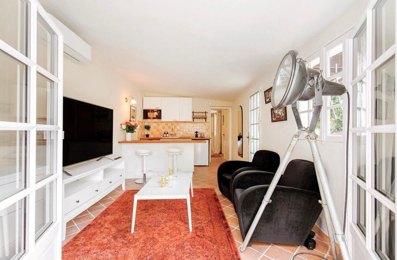 Villa - 260 m² - 8 pièces