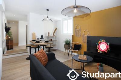 Chambre - 12 m² - 1 pièce