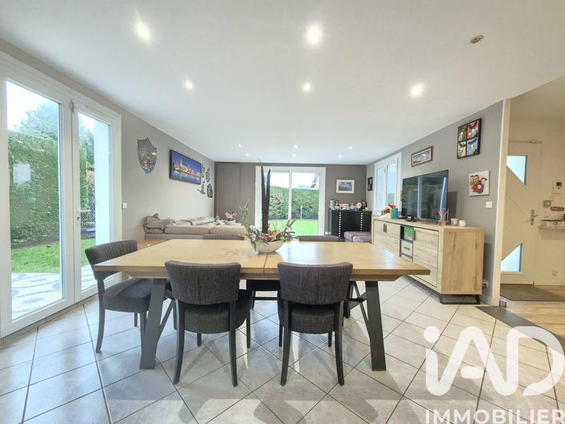 Maison - 159 m² - 6 pièces