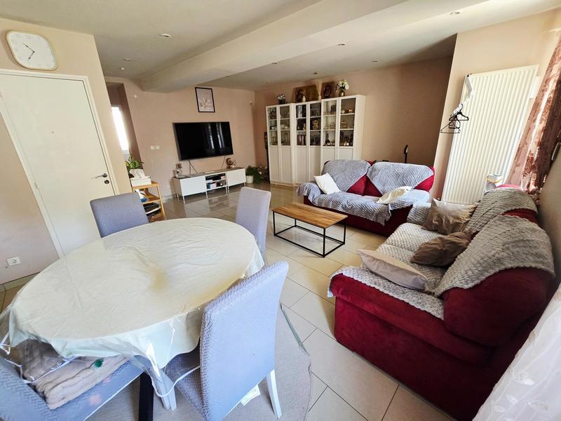 Appartement - 77 m² - 3 pièces