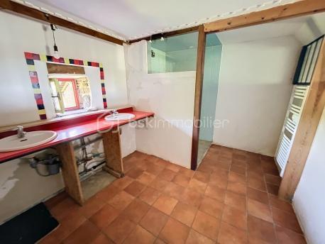 Maison en pierre - 170 m² - 7 pièces