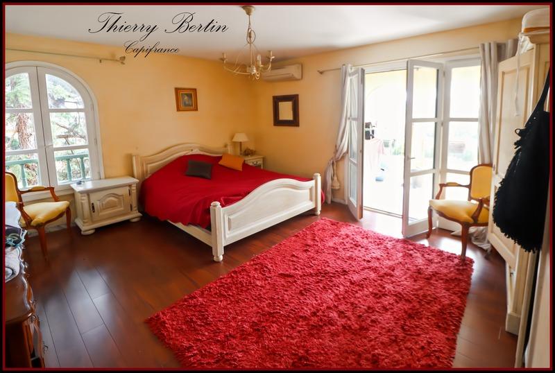 Appartement - 112 m² - 4 pièces