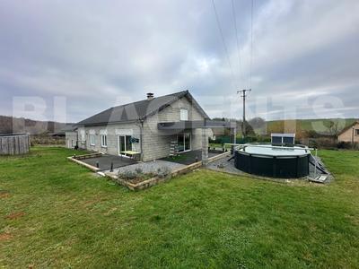 Maison - 200 m² - 5 pièces